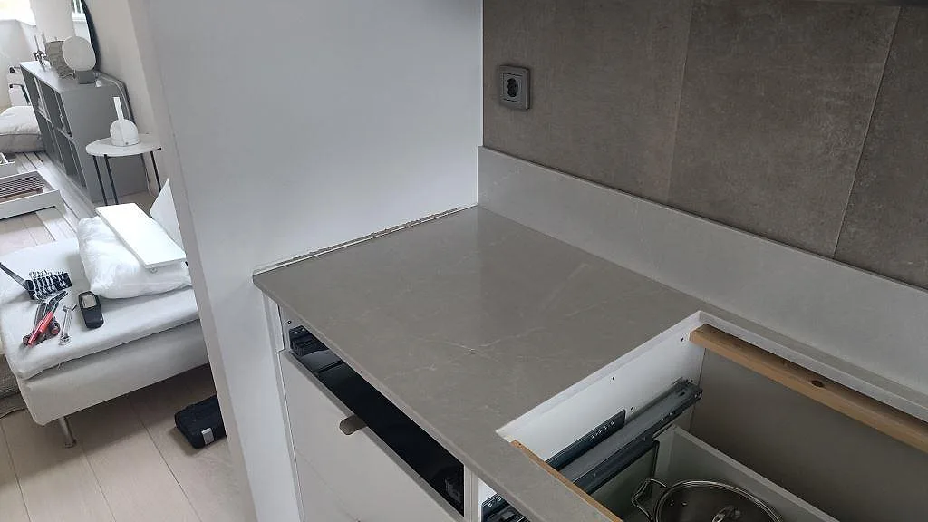 Køkkenbordplade i Silestone Desert Silver, Ängelholm – billede 6
