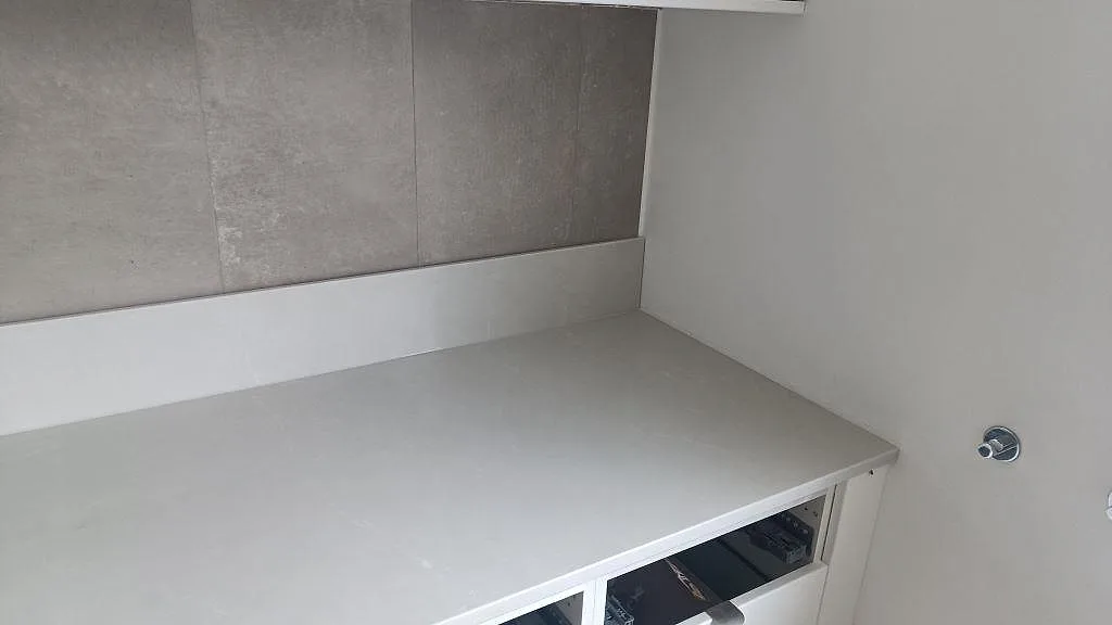 Køkkenbordplade i Silestone Desert Silver, Ängelholm – billede 5