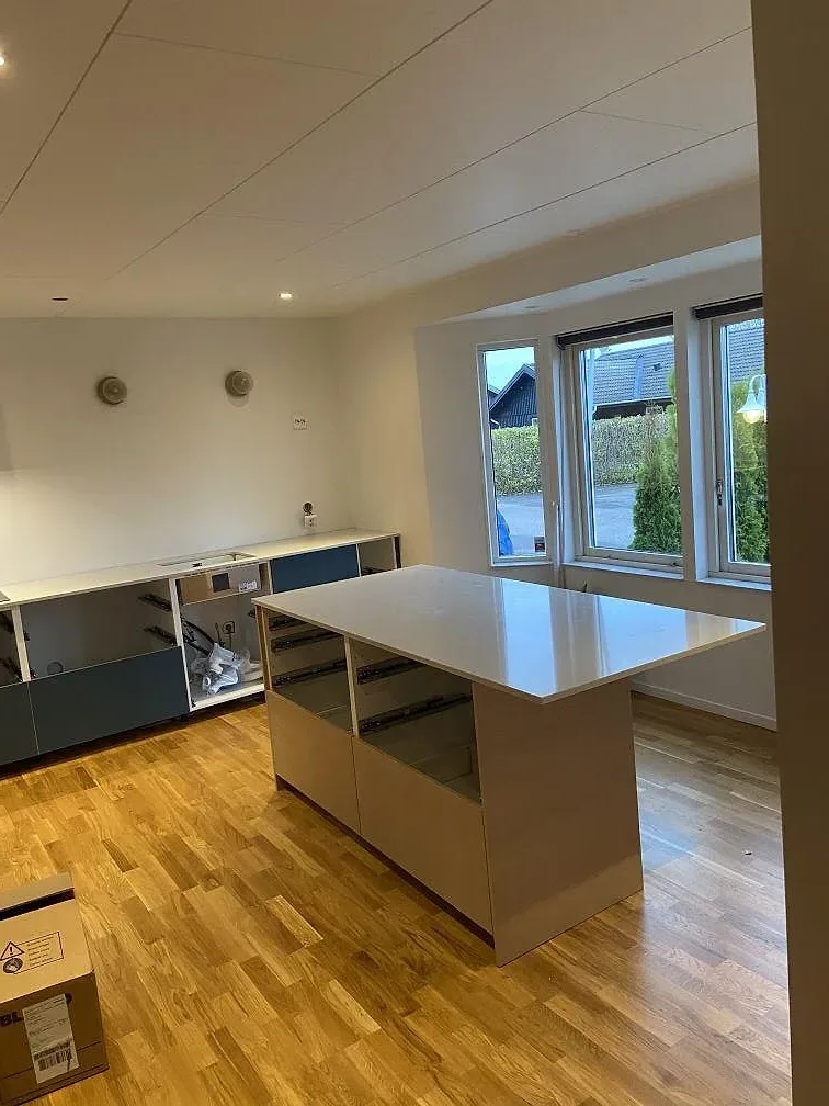 Køkkenbordplade i Silestone Desert Silver, Bankeryd – billede 3