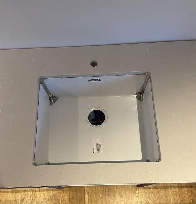 Køkkenbordplade i Silestone Desert Silver, Bankeryd – billede 4