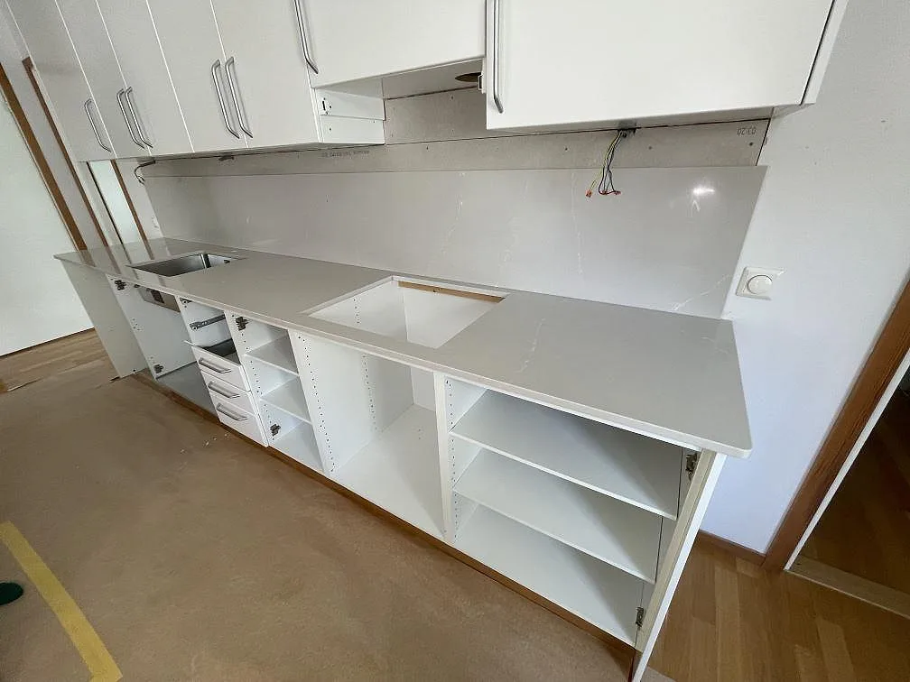 Køkkenbordplade i Silestone Desert Silver, Eskilstuna – billede 2