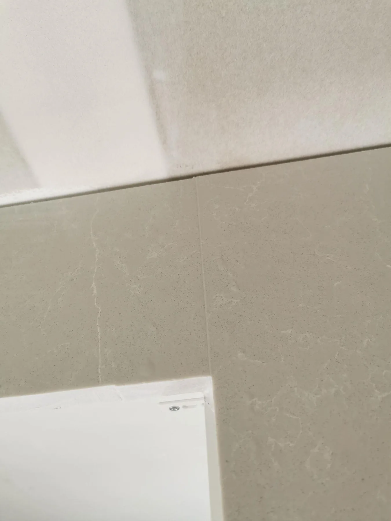 Køkkenbordplade i Silestone Desert Silver, Helsingborg – billede 2