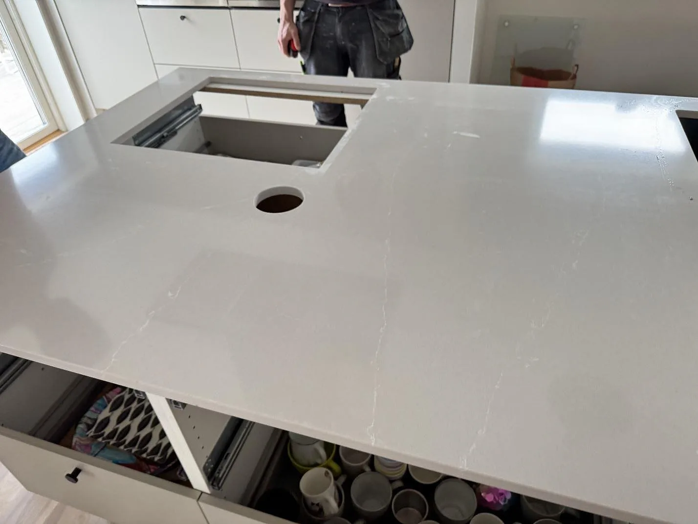 Køkkenbordplade i Silestone Desert Silver, Karlskrona – billede 7