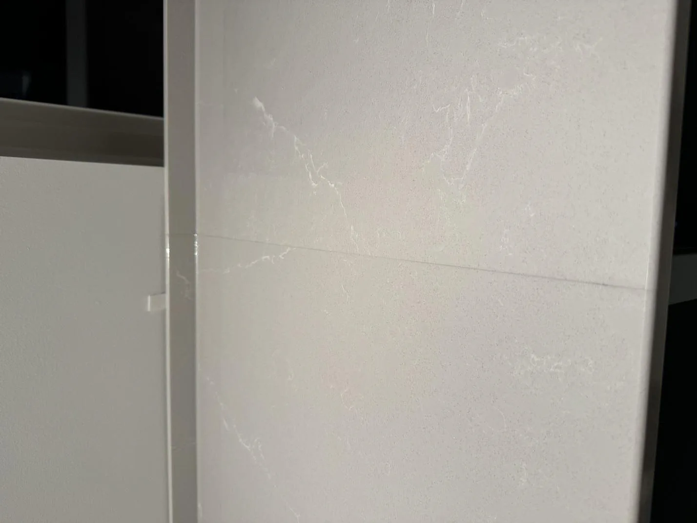 Køkkenbordplade i Silestone Desert Silver, Klagshamn – billede 8