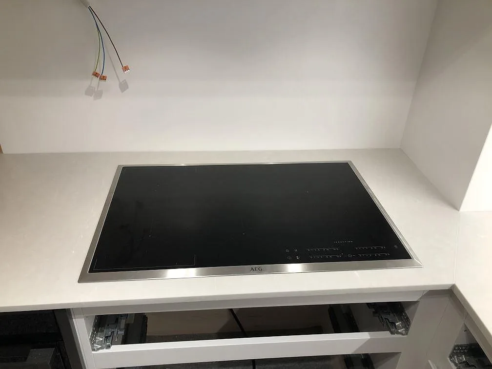 Køkkenbordplade i Silestone Desert Silver, mat, Kristianstad – billede 3