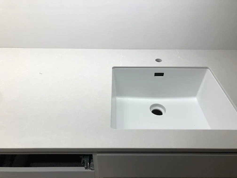 Køkkenbordplade i Silestone Desert Silver, mat, Kristianstad – billede 4