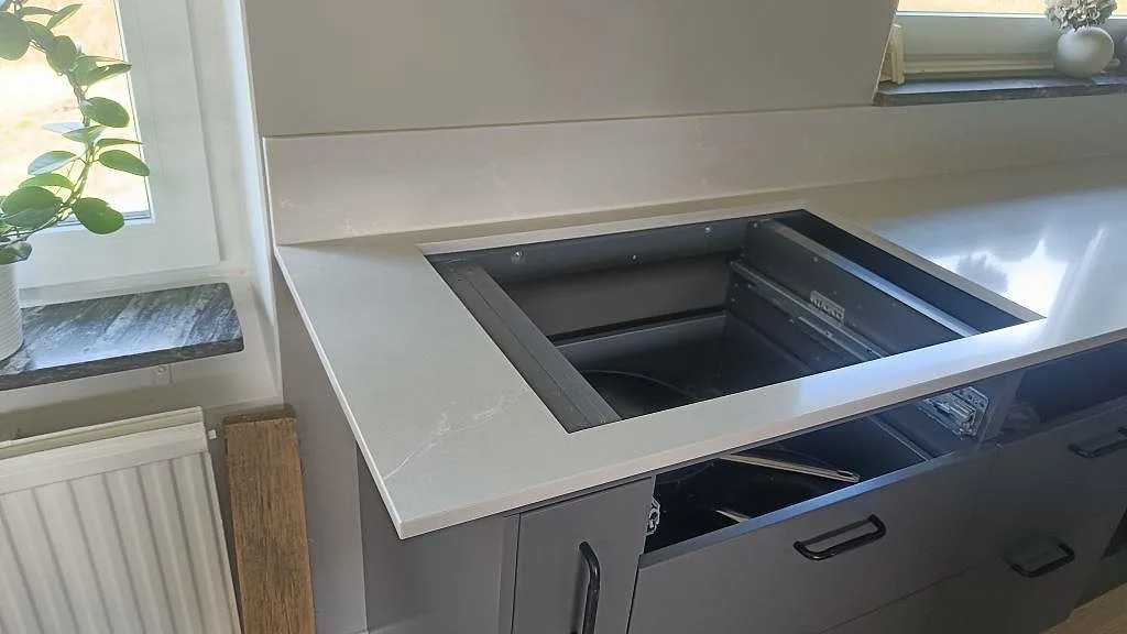 Køkkenbordplade i Silestone Desert Silver, Lidköping – billede 3