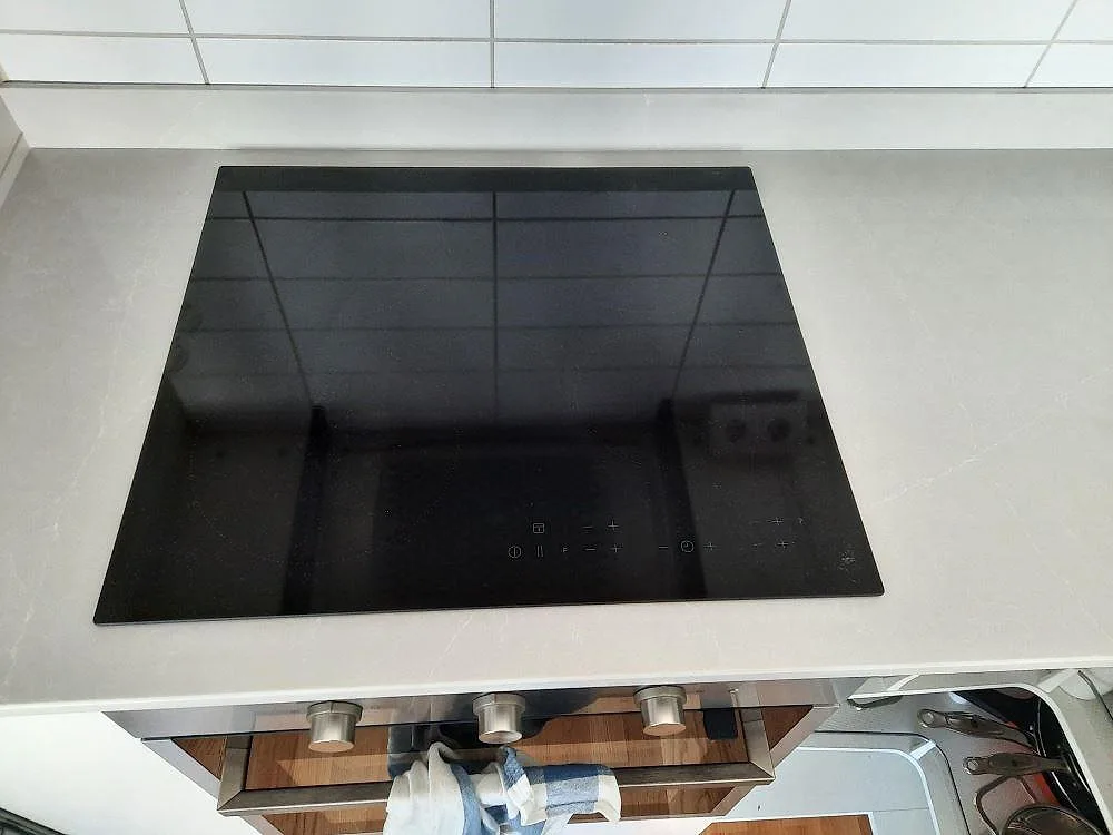 Køkkenbordplade i Silestone Desert Silver, Limhamn – billede 2