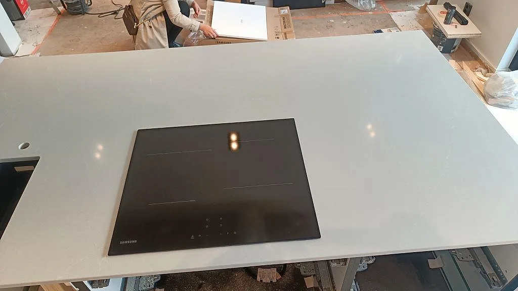 Køkkenbordplade i Silestone Desert Silver, malmö – billede 4