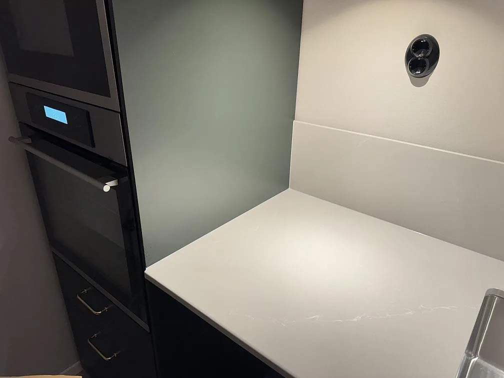 Køkkenbordplade i Silestone Desert Silver, Ödåkra – billede 8