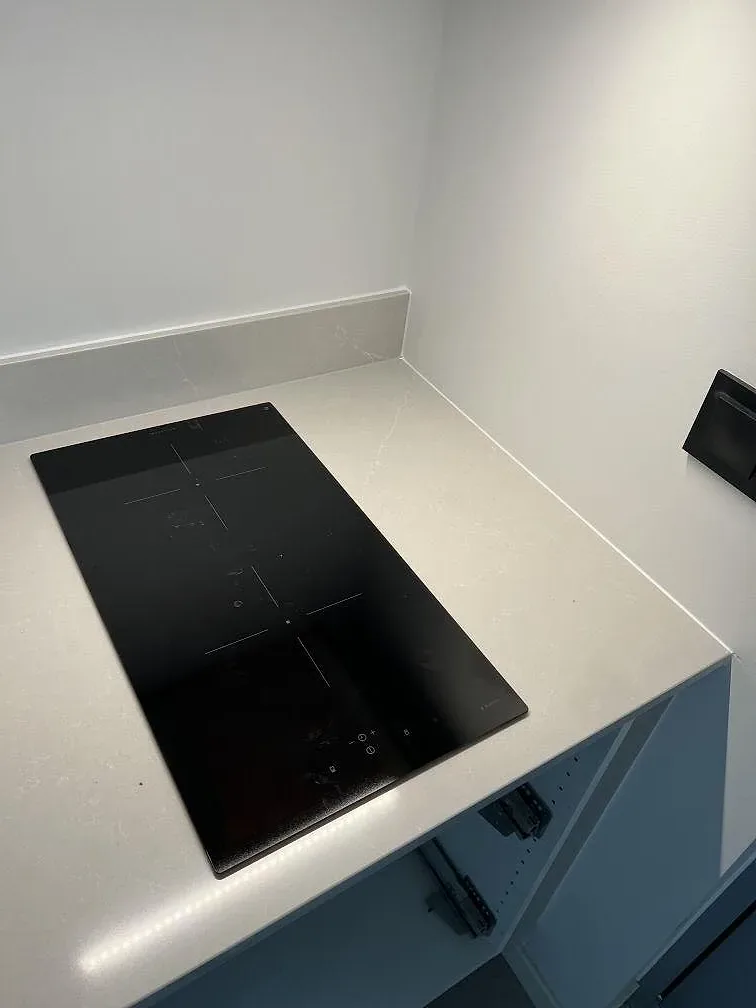 Køkkenbordplade i Silestone Desert Silver, Skanör – billede 2