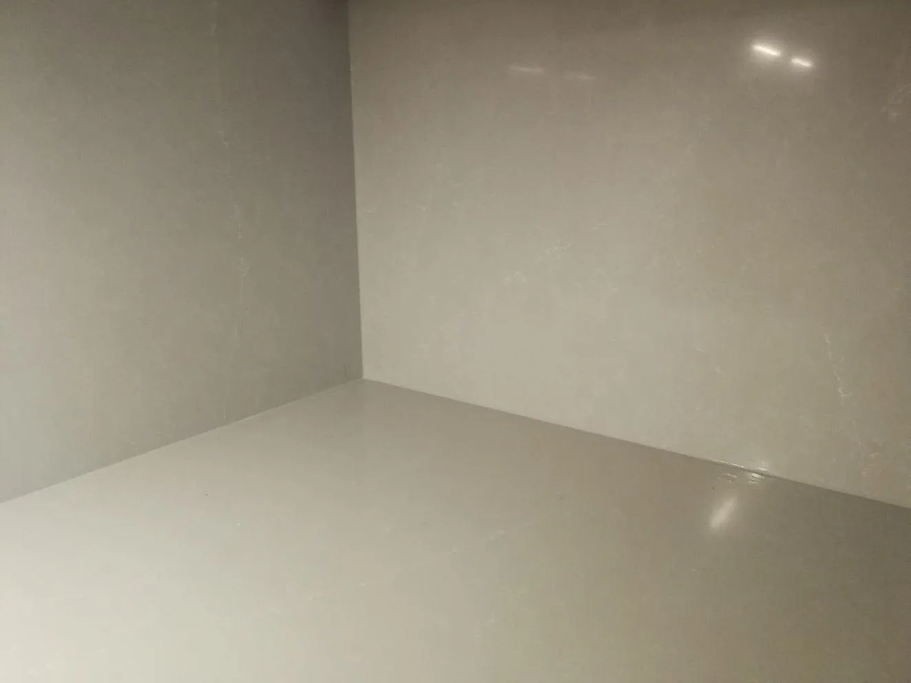 Køkkenbordplade i Silestone Desert Silver, Stockholm – billede 2