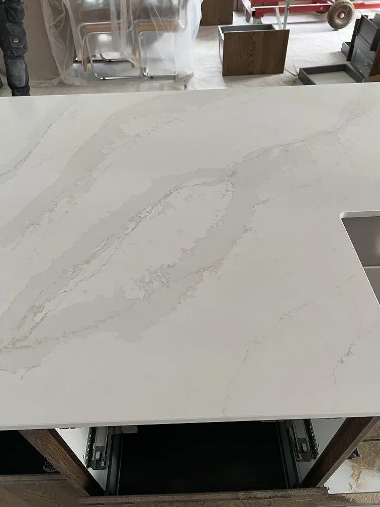 Køkkenbordplade i Silestone Eternal Calacatta Gold, Åhus – billede 6