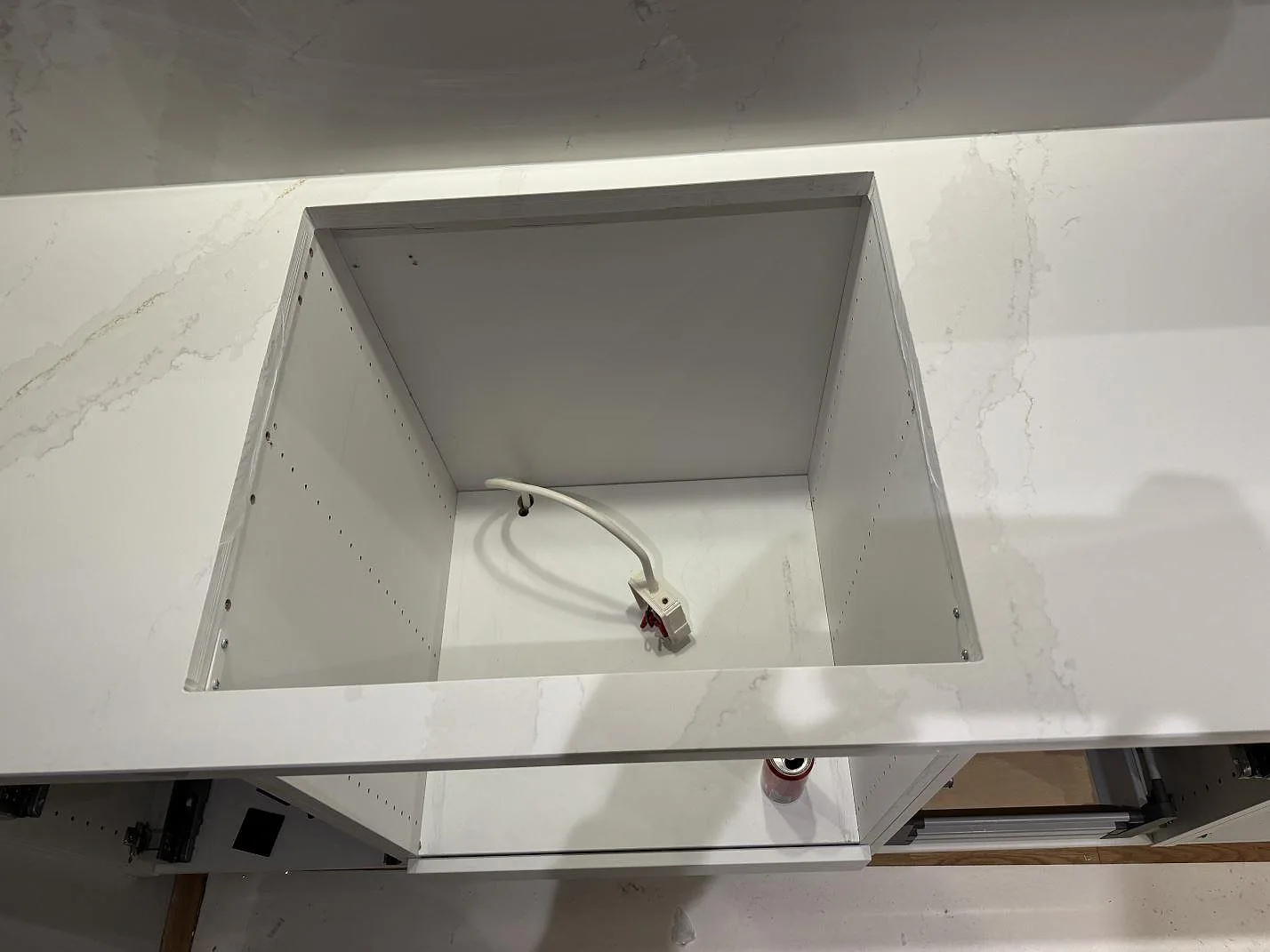 Køkkenbordplade i Silestone Eternal Calacatta Gold, Bunkeflostrand – billede 8