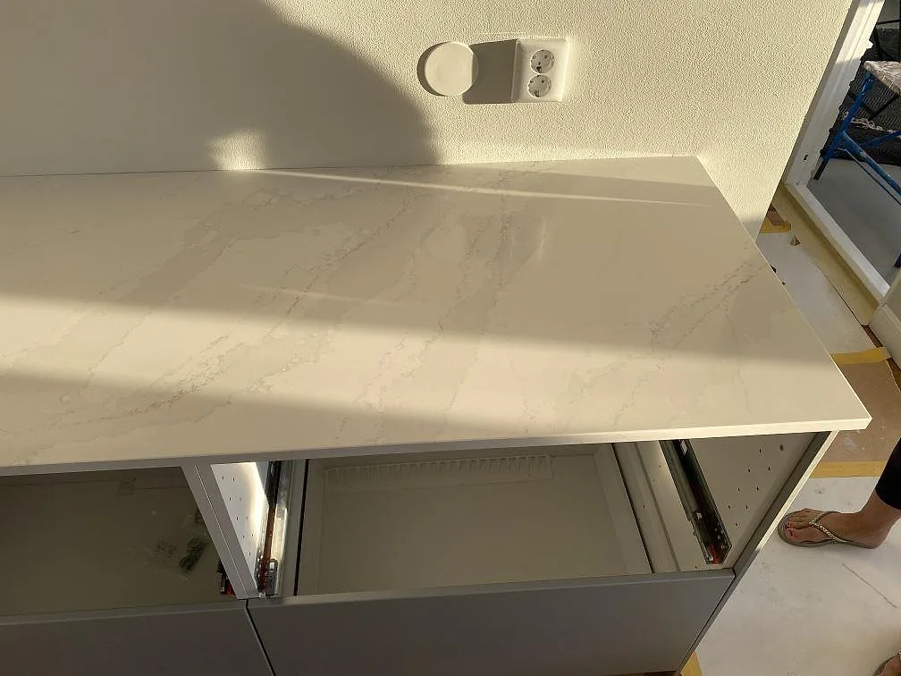 Køkkenbordplade i Silestone Eternal Calacatta Gold, Halmstad – billede 6