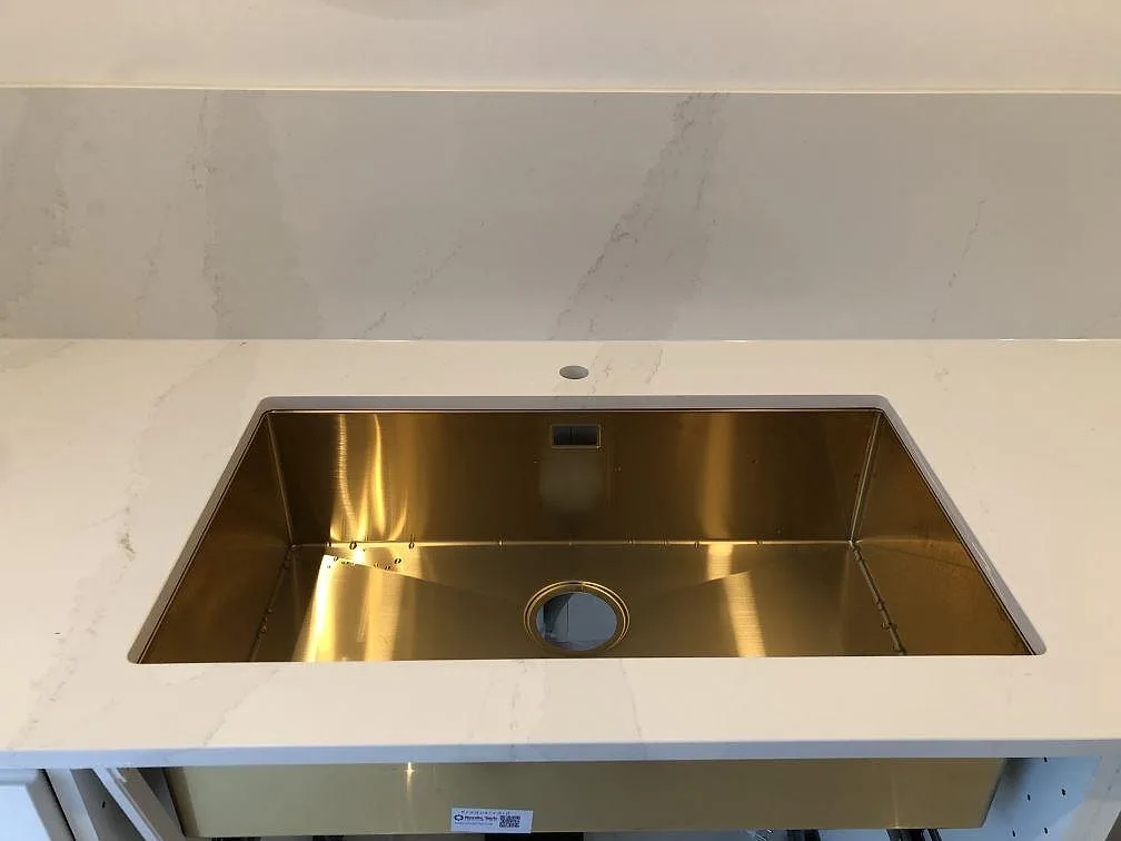 Køkkenbordplade i Silestone Eternal Calacatta Gold, Höör – billede 7