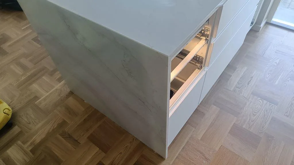 Køkkenbordplade i Silestone Eternal Calacatta Gold, Limhamn – billede 5