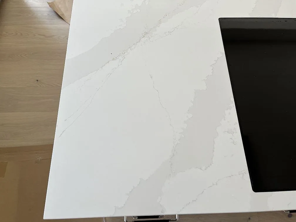 Køkkenbordplade i Silestone Eternal Calacatta Gold, Löddeköpinge – billede 2
