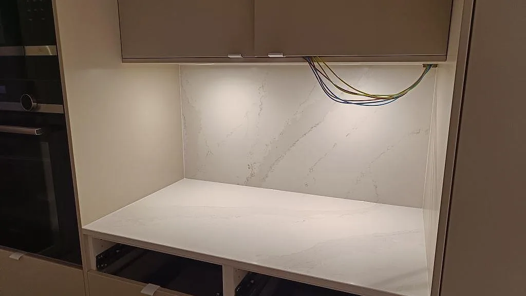 Køkkenbordplade i Silestone Eternal Calacatta Gold, Onsala – billede 7