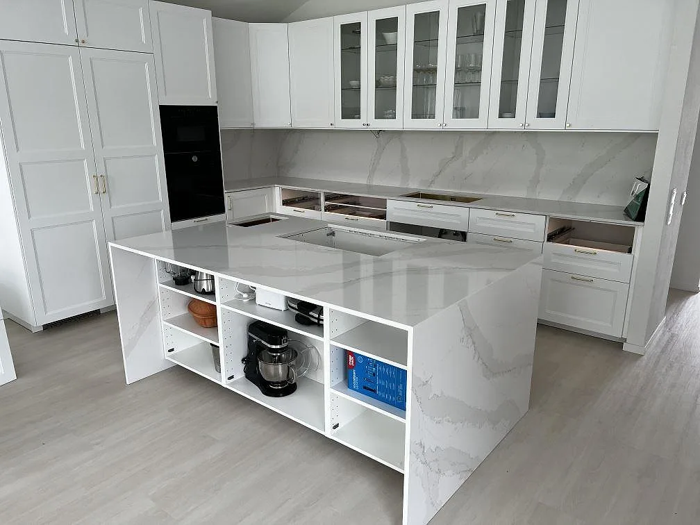 Køkkenbordplade i Silestone Eternal Calacatta Gold, Simrishamn