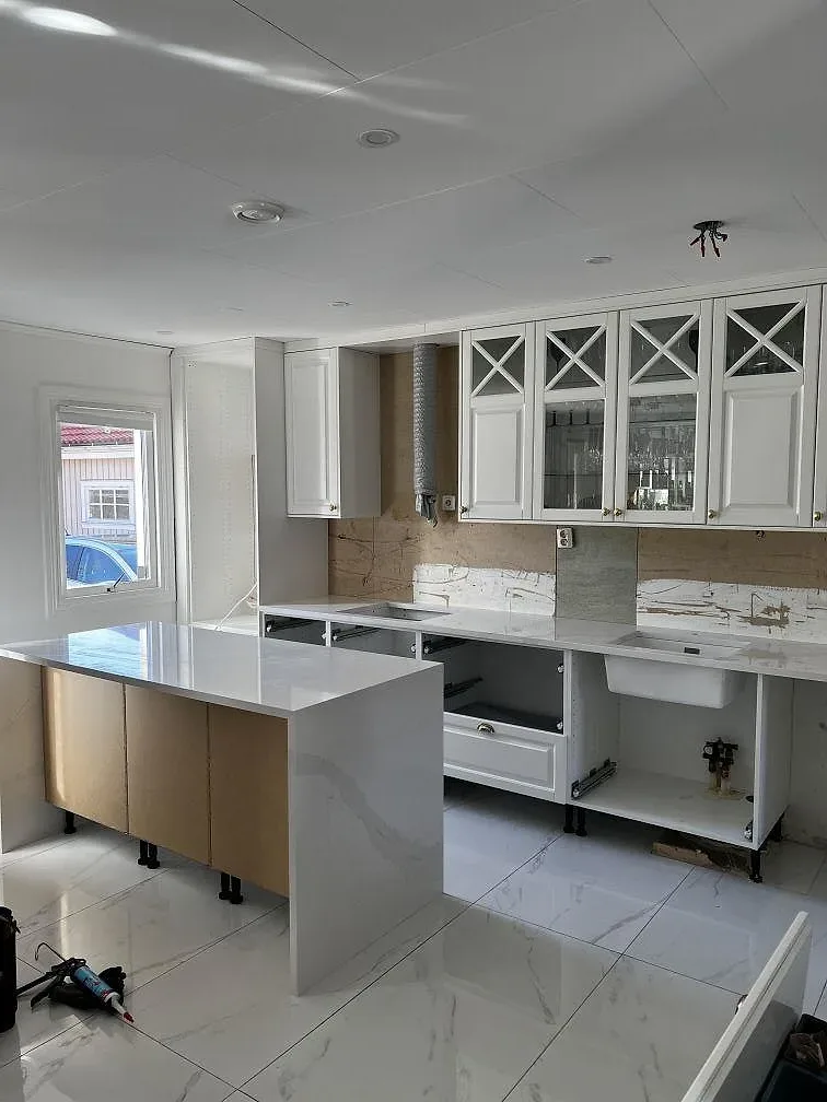 Køkkenbordplade i Silestone Eternal Calacatta Gold, Skövde – billede 6