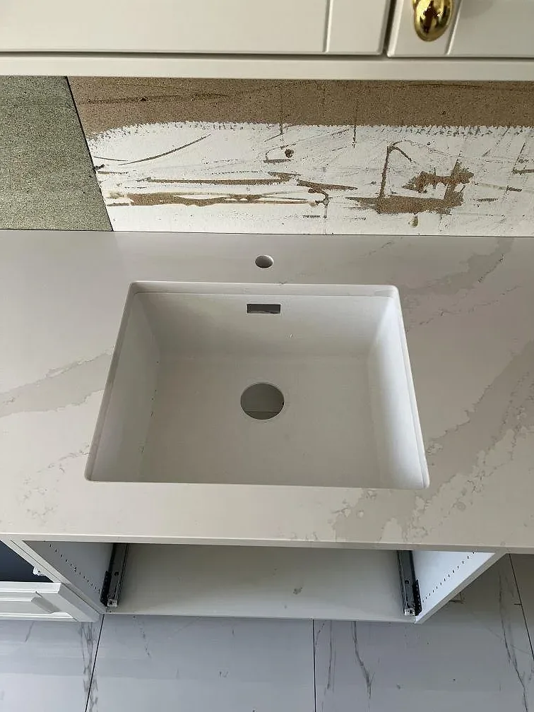 Køkkenbordplade i Silestone Eternal Calacatta Gold, Skövde – billede 4
