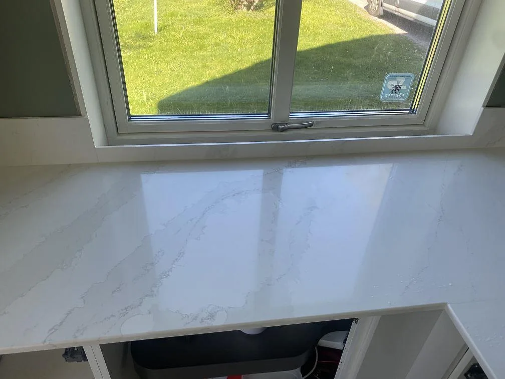 Køkkenbordplade i Silestone Eternal Calacatta Gold, Skövde – billede 5