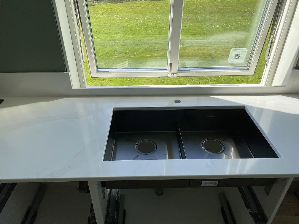 Køkkenbordplade i Silestone Eternal Calacatta Gold, Skövde – billede 3