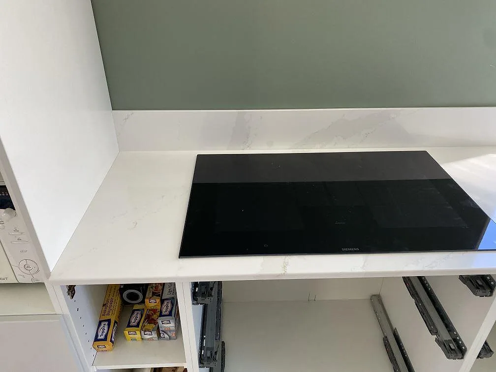 Køkkenbordplade i Silestone Eternal Calacatta Gold, Skövde – billede 4