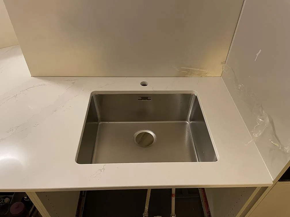 Køkkenbordplade i Silestone Eternal Calacatta Gold, Stockholm – billede 3