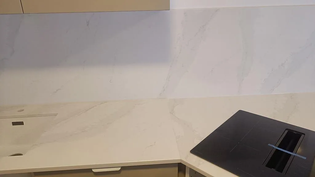 Køkkenbordplade i Silestone Eternal Calacatta Gold, Vellinge – billede 4