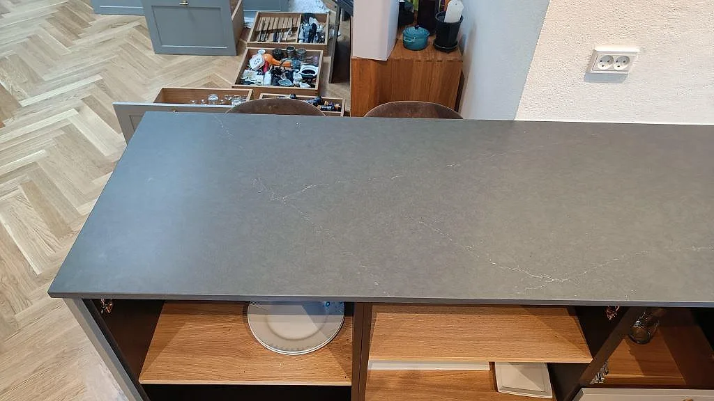 Køkkenbordplade i Silestone Eternal Charcoal Soapstone, Vedbæk – billede 7