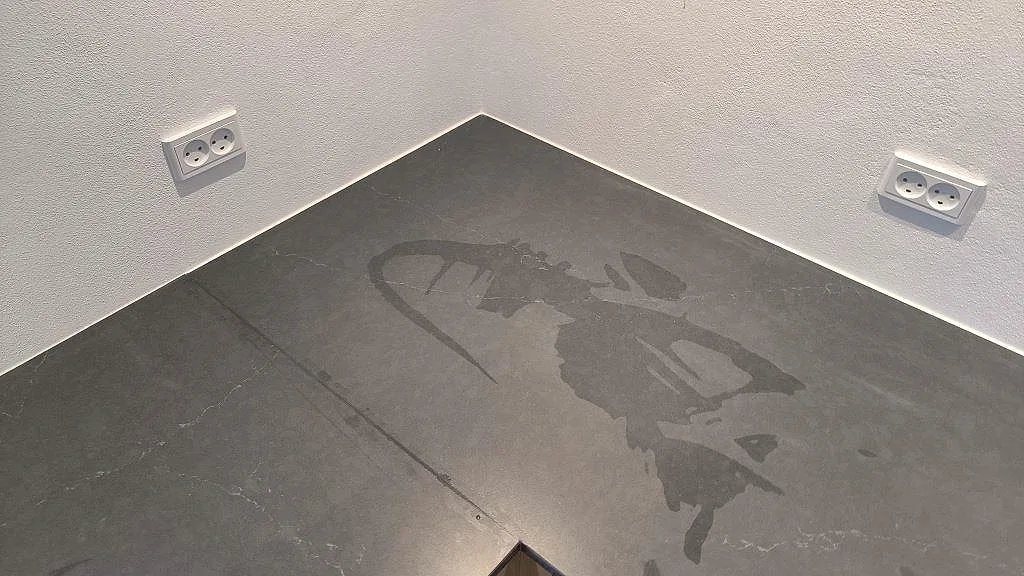 Køkkenbordplade i Silestone Eternal Charcoal Soapstone, Vedbæk – billede 6