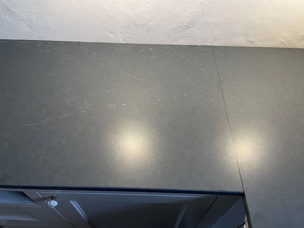 Køkkenbordplade i Silestone Eternal Charcoal Soapstone, Vintrie – billede 2