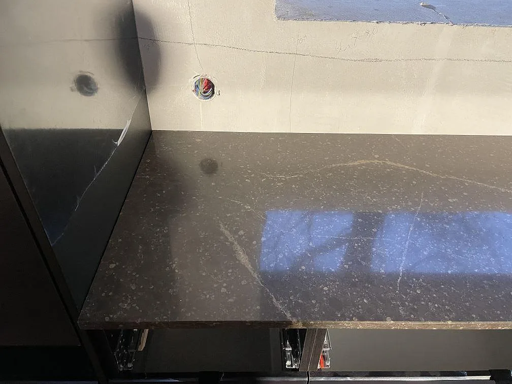 Køkkenbordplade i Silestone Eternal Emperador, Urshult – billede 4