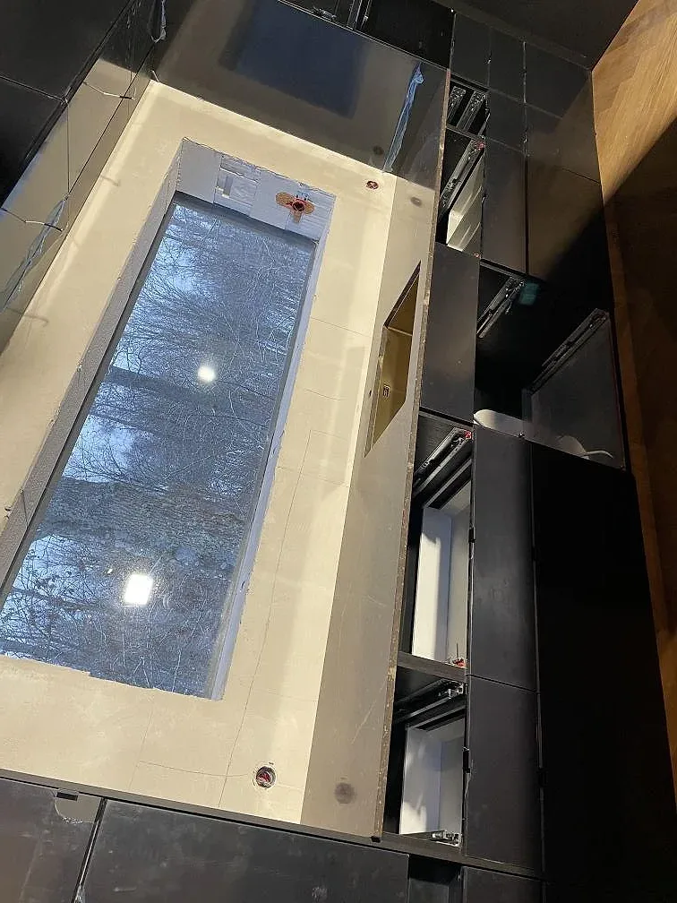 Køkkenbordplade i Silestone Eternal Emperador, Urshult – billede 3