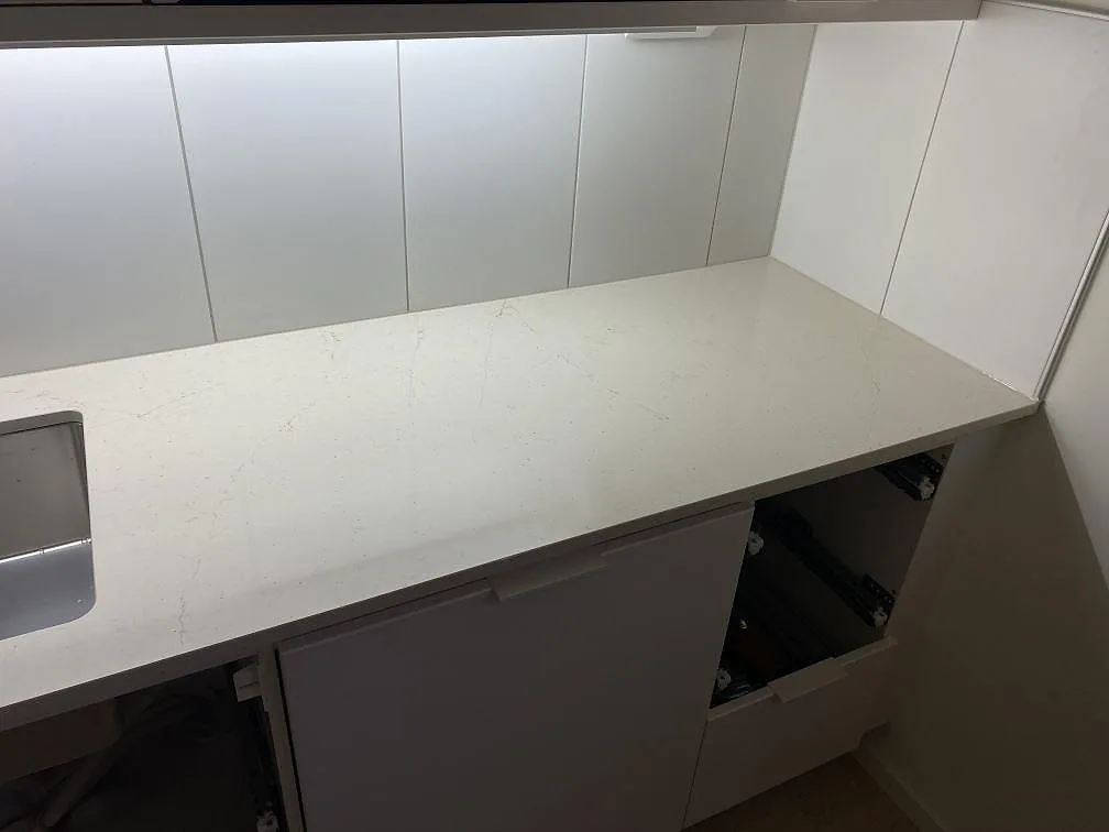 Køkkenbordplade i Silestone Eternal Marfil, Lomma – billede 4