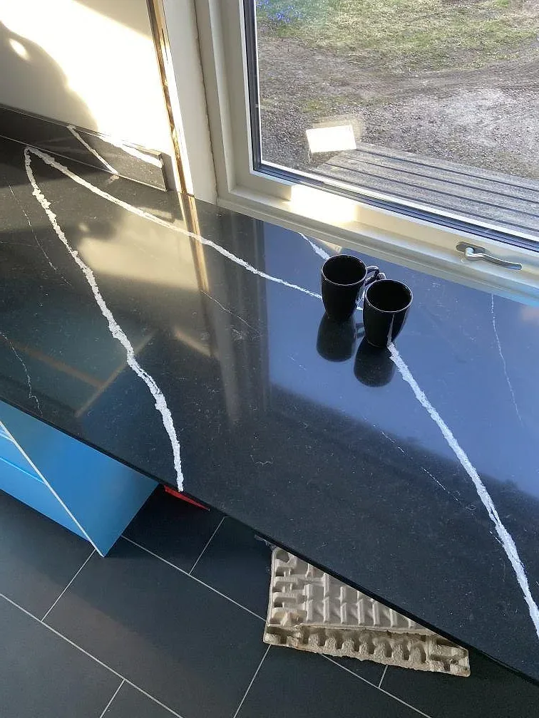 Køkkenbordplade i Silestone Eternal Marquina, Eslöv – billede 4