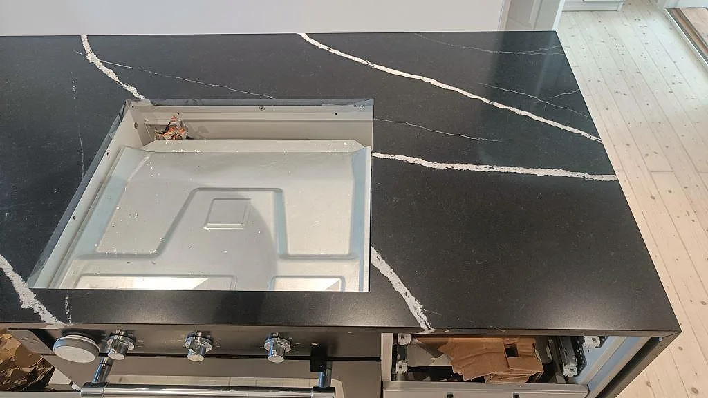 Køkkenbordplade i Silestone Eternal Marquina, Malmö – billede 4