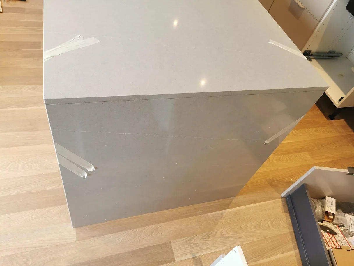 Køkkenø i Silestone Eternal Serena, Degeberga – billede 2