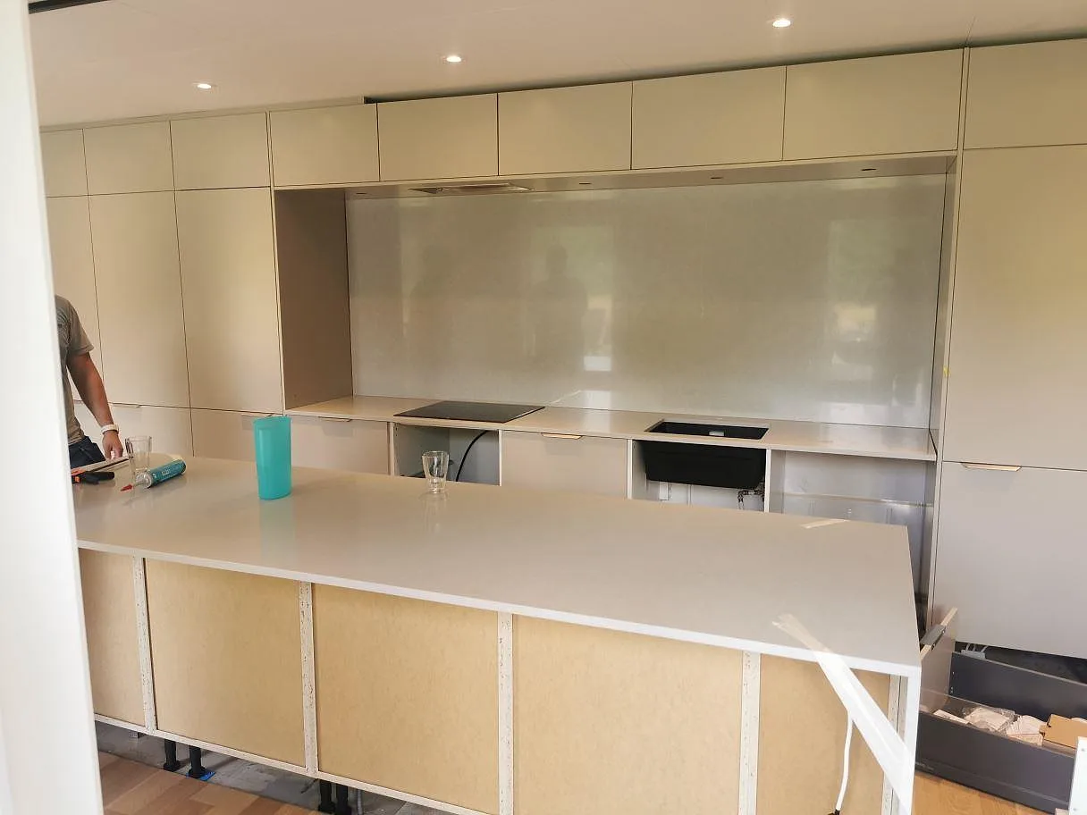 Køkkenø i Silestone Eternal Serena, Degeberga