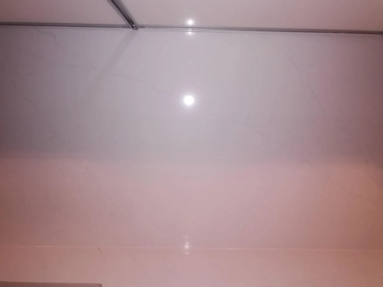 Køkkenbordplade i Silestone Eternal Statuario, Borås – billede 3