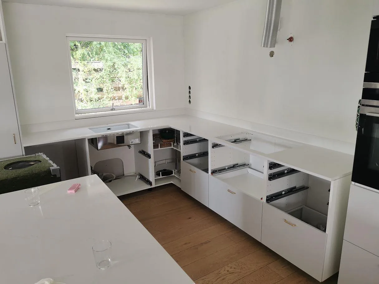 Køkkenbordplade i Silestone Eternal Statuario, Höllviken – billede 3