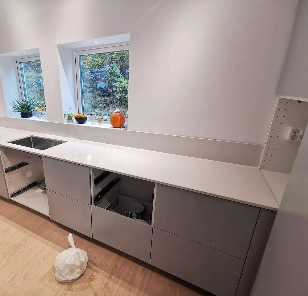Køkkenbordplade i Silestone Eternal Statuario, Ödsmål