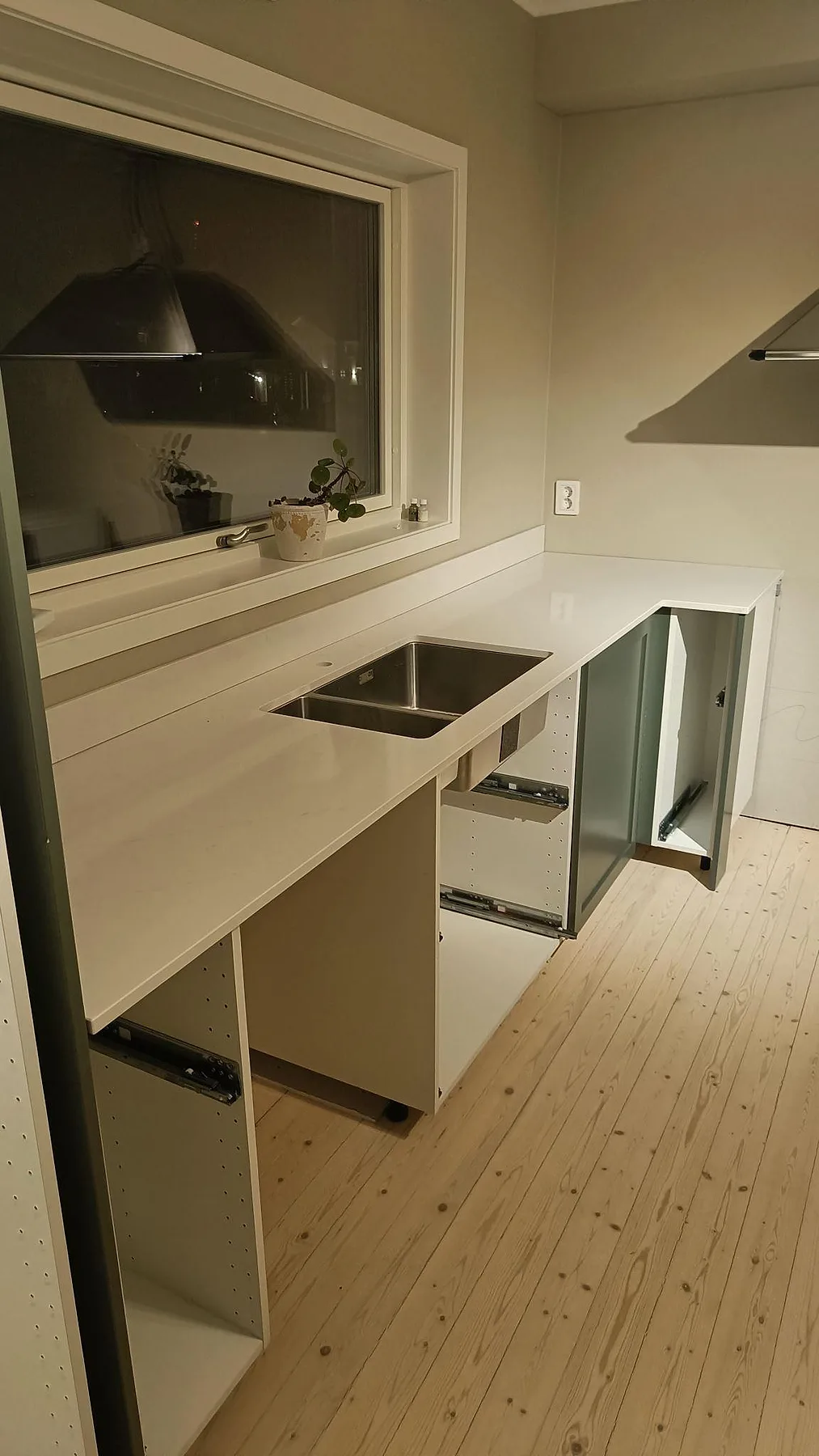 Køkkenbordplade i Silestone Eternal Statuario, Varberg – billede 2