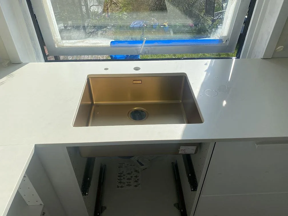 Køkkenbordplade i Silestone Faro White, Malmö – billede 4