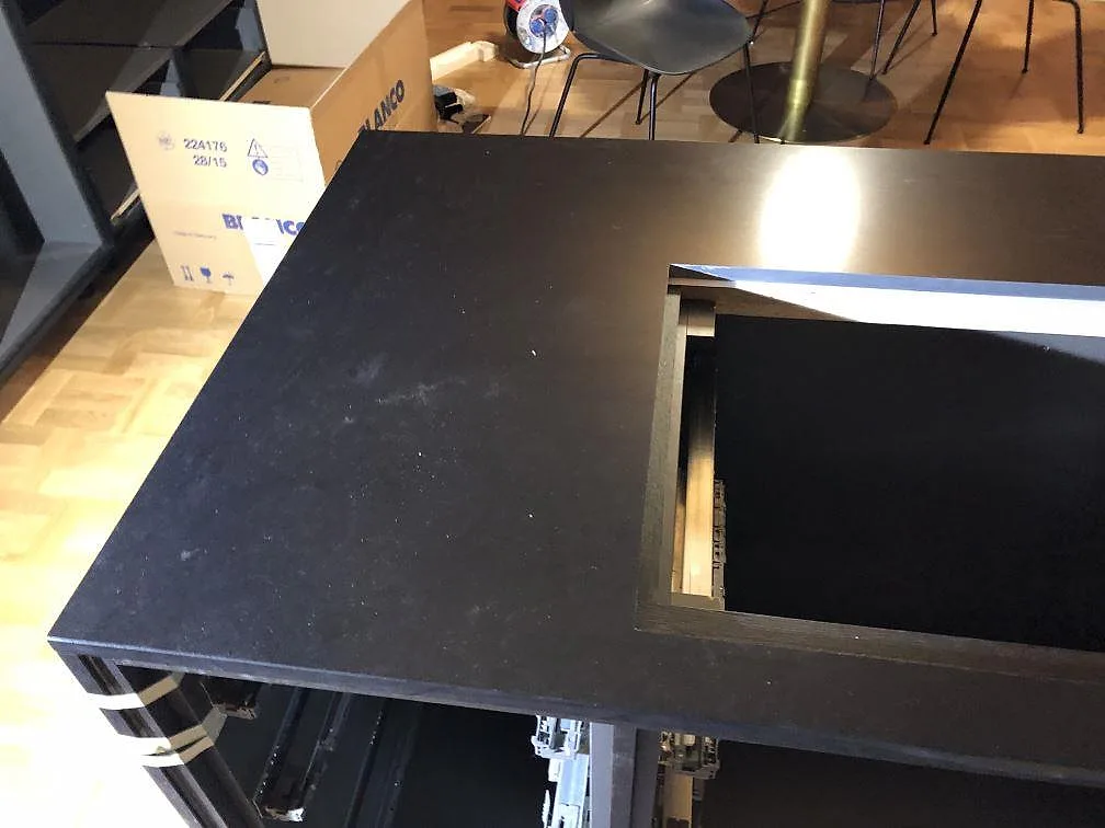 Køkkenbordplade i Silestone Iconic Black, Västra Frölunda – billede 2
