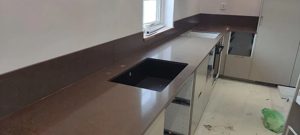 Køkkenbordplade i Silestone Iron Bark, Skurup – billede 3