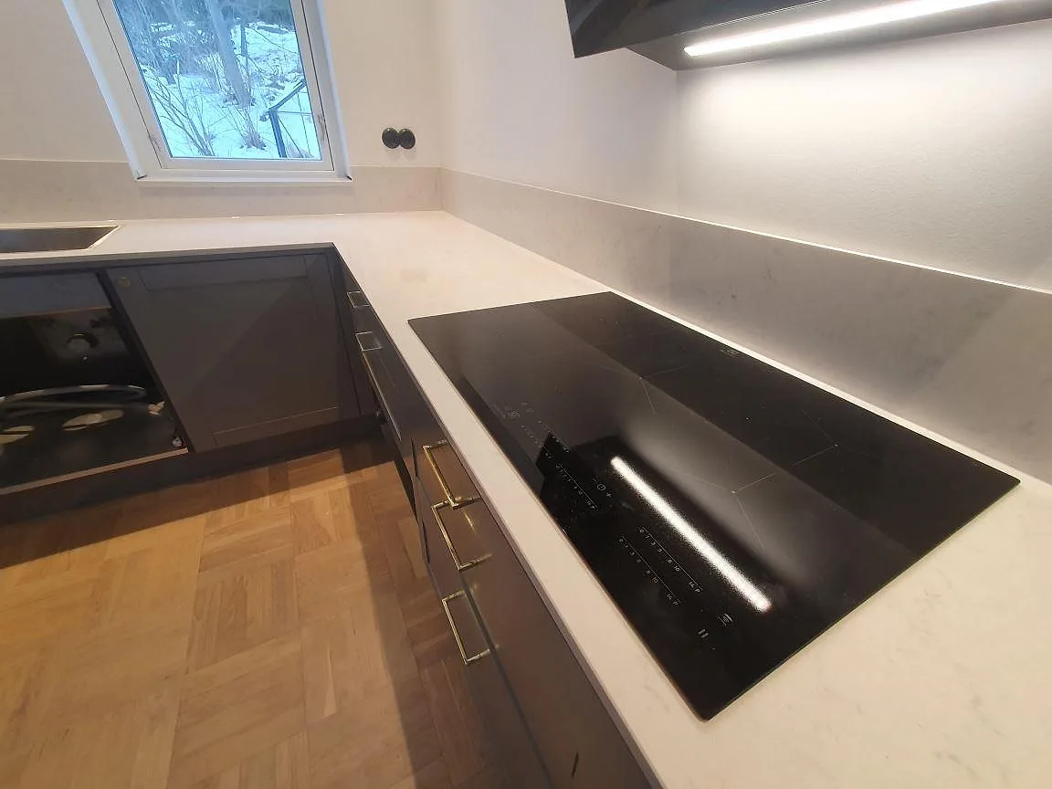 Køkkenbordplade i Silestone Lagoon, Enskede – billede 4