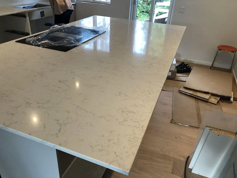 Køkkenbordplade i Silestone Lagoon, Falsterbo – billede 2